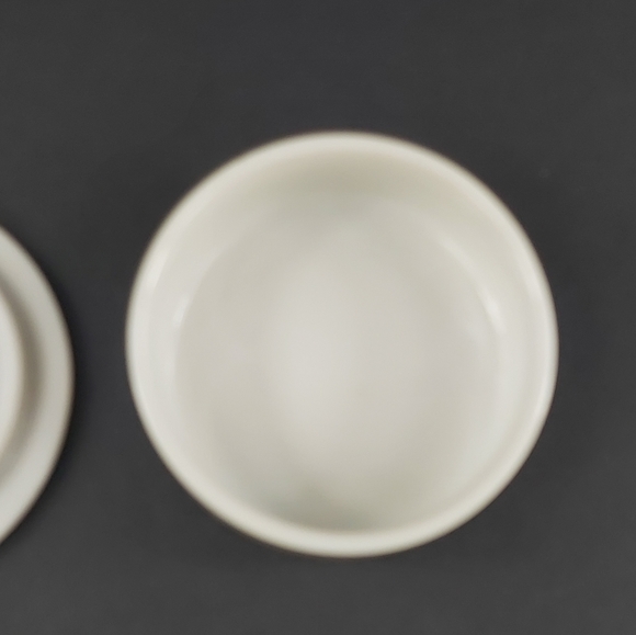 - Giftcraft Japan goldtone birds ceramic trinket box (Z13) - Picture 7 of 9